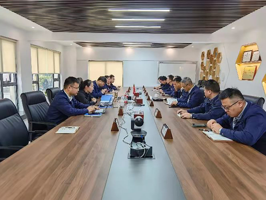 我司成功獲得環(huán)境管理體系、職業(yè)健康安全管理體系認證證書(shū)(圖3)