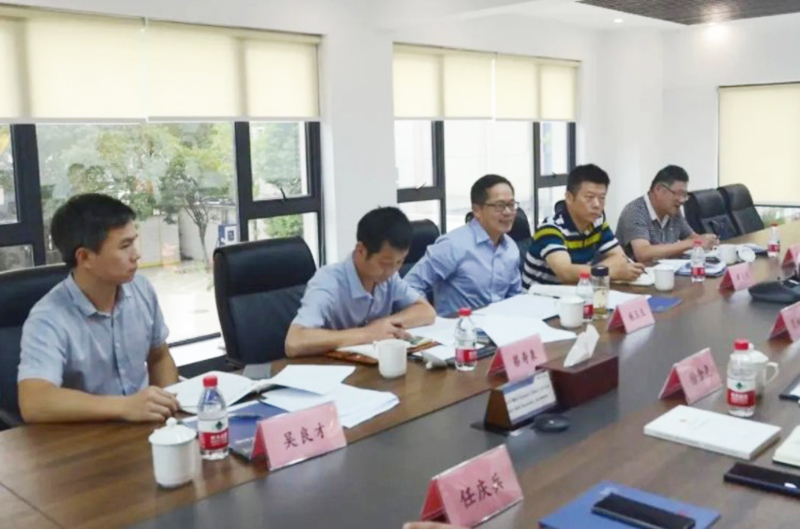 加強勞動(dòng)防護建設 夯實(shí)安全生產(chǎn)根基 | 省總工會(huì )蒞臨我司走訪(fǎng)調研(圖3)