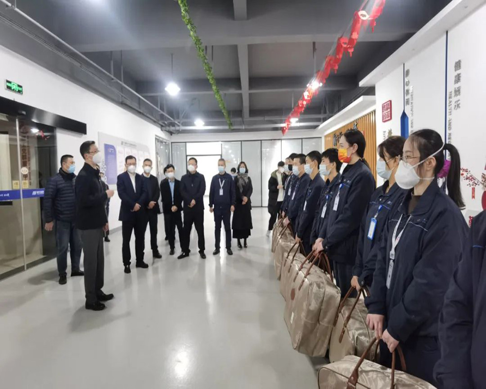 新春慰問(wèn)送溫暖 凝心聚力促共富(圖2)