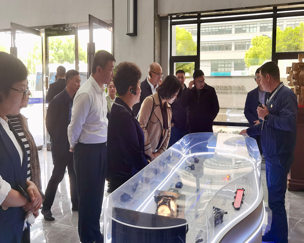 四川涼山州工會(huì )領(lǐng)導一行蒞臨我司參觀(guān)調研產(chǎn)改工作(圖1)