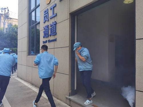 精華股份開(kāi)展2023年度消防逃生、應急救援演練活動(dòng)(圖8)