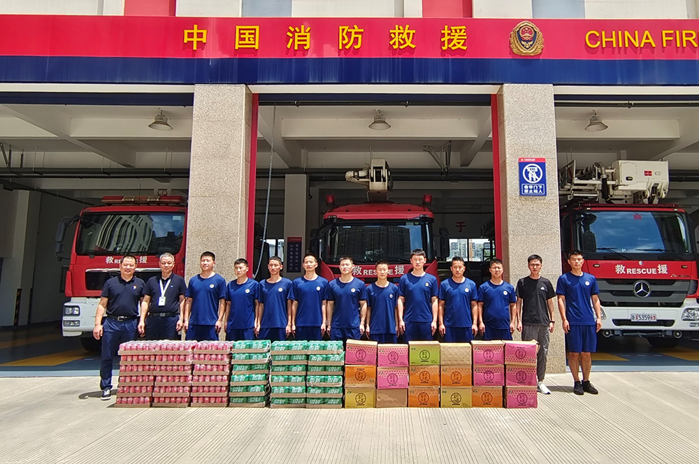 軍企共建 情濃八一 | 精華股份開(kāi)展八一走訪(fǎng)慰問(wèn)活動(dòng)(圖2)