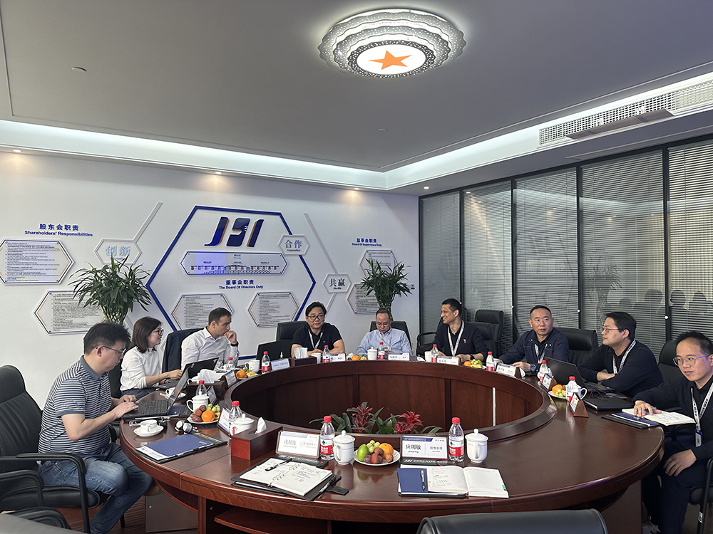 法雷奧歐洲高層蒞臨我司參觀(guān)交流(圖1)