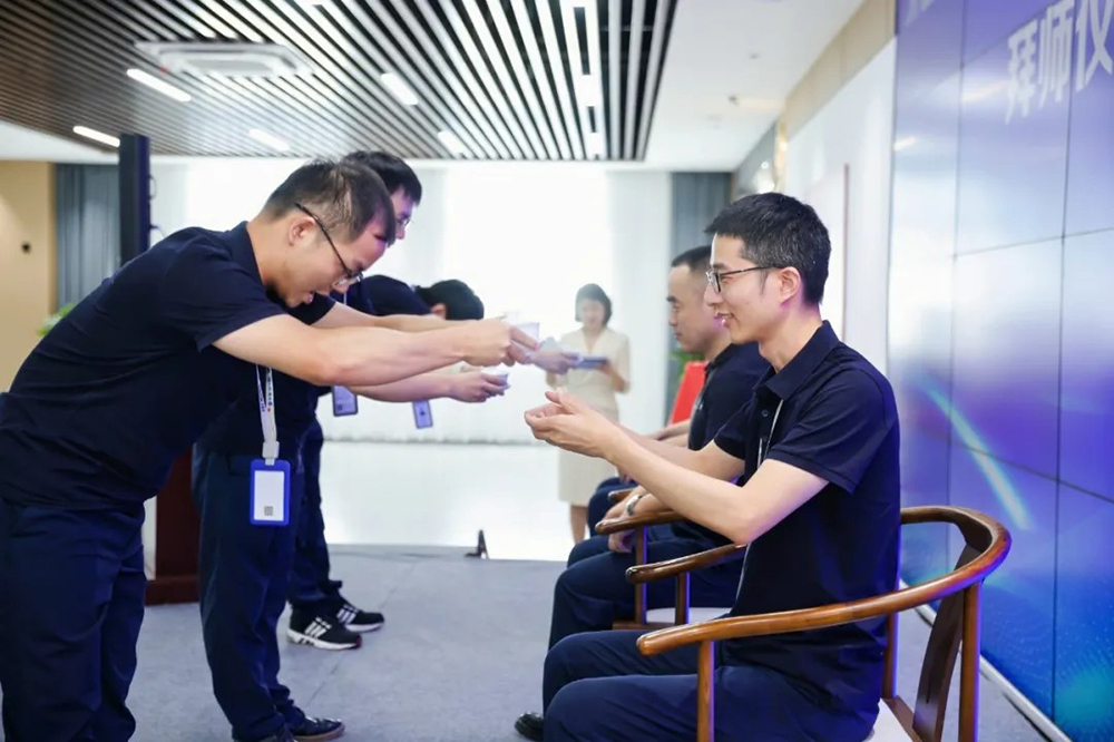 勞模工匠學(xué)堂｜精華股份開(kāi)啟技能人才培養新篇章(圖3)