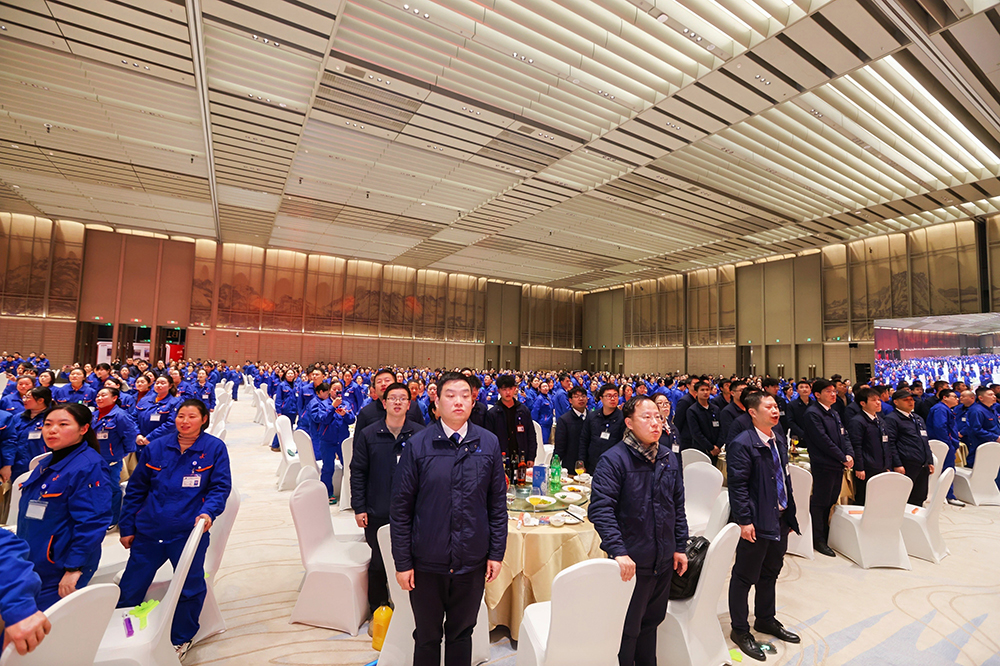 雙精聚智，新程閃耀——精成車(chē)業(yè)與精華股份尾牙盛宴圓滿(mǎn)落幕(圖3)