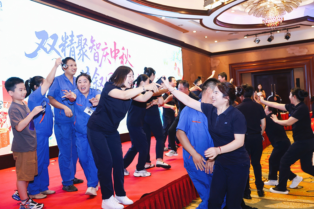 雙精聚智慶中秋，共敘團圓話(huà)未來(lái)  精成車(chē)業(yè) & 精華股份2025年中秋團圓宴圓滿(mǎn)舉行(圖9)